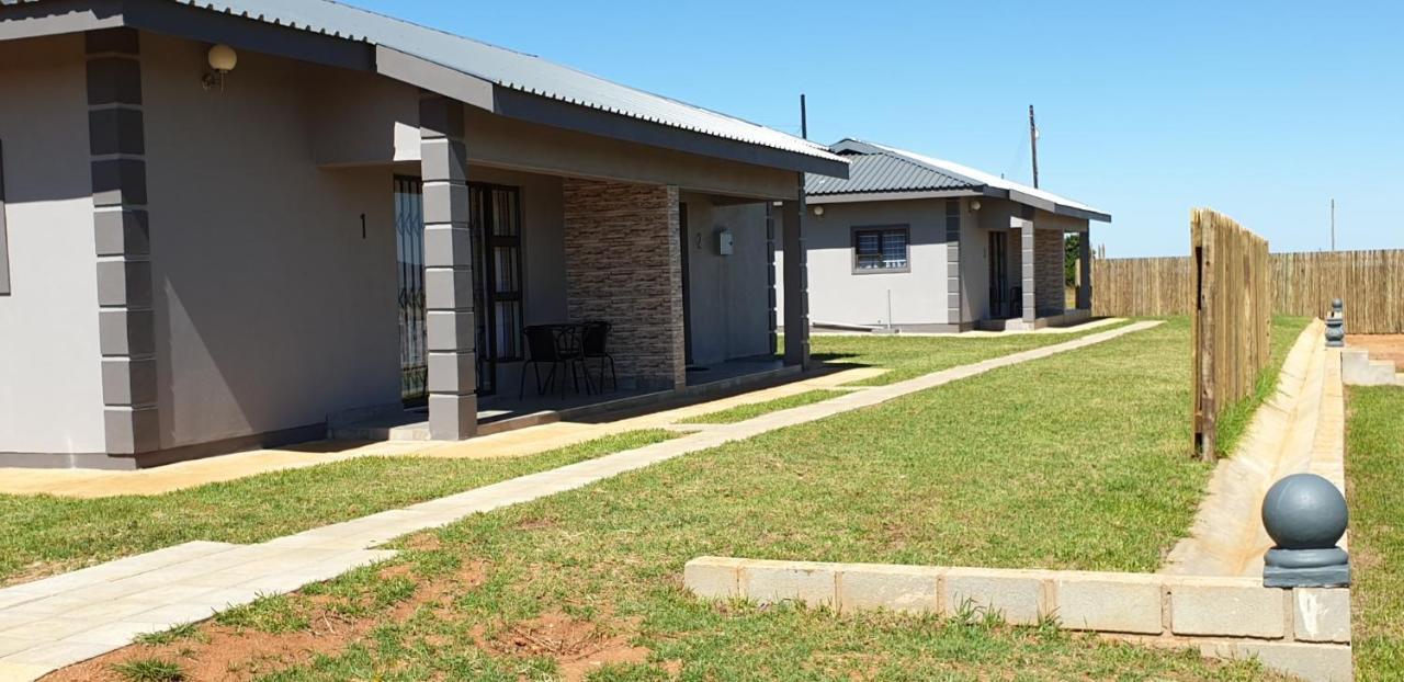 Enkhosi Guest Lodge Nhlangano Exterior photo