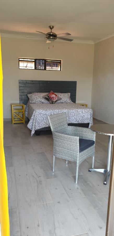 Enkhosi Guest Lodge Nhlangano Exterior photo